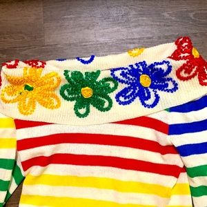 Aya Women’s Vintage Size 8,  70/30 Wool/Rayon Sweater great colors